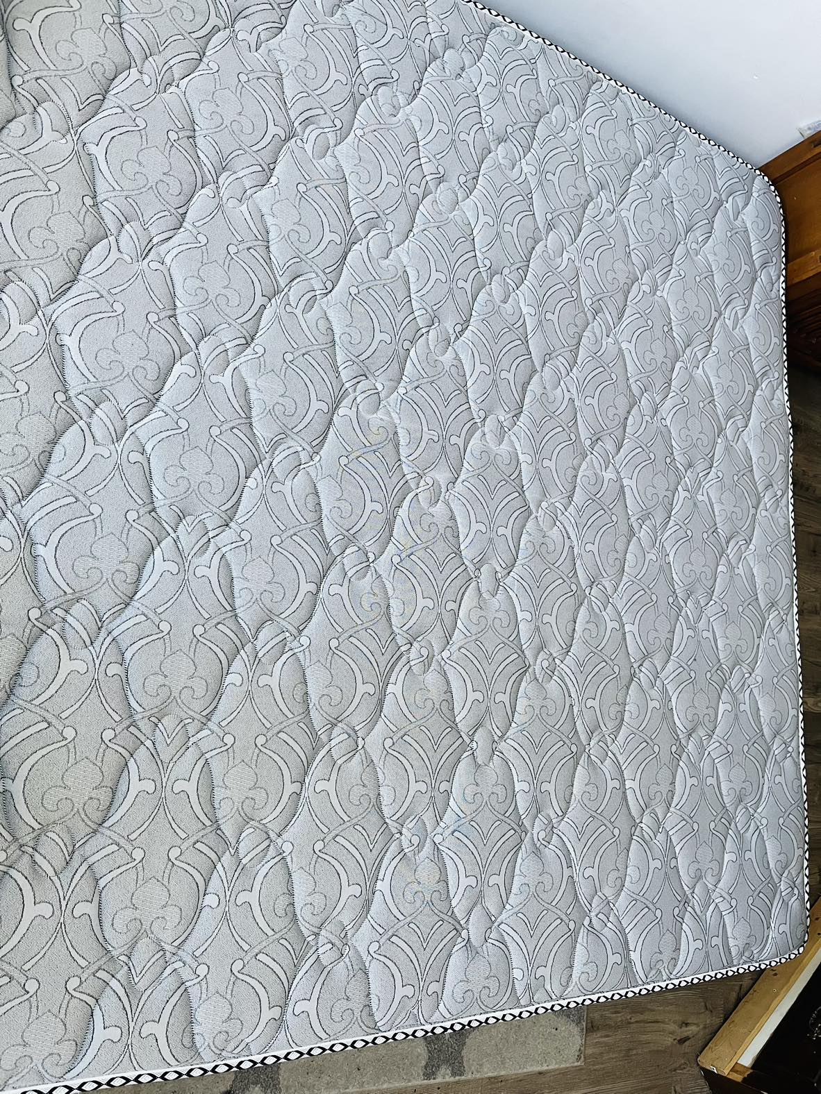 King size mattress for sale - photo 2