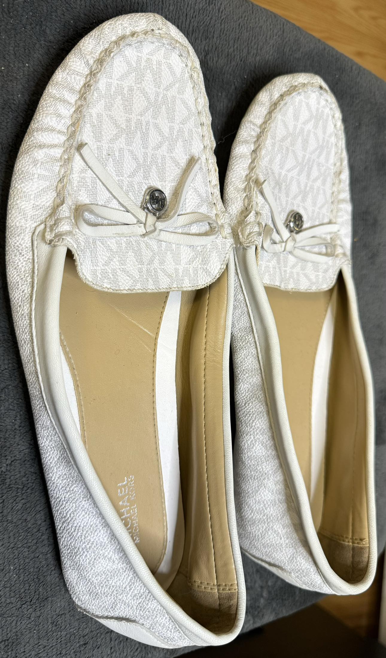 Michael Kors White Leather Loafers Size 11 - photo 2