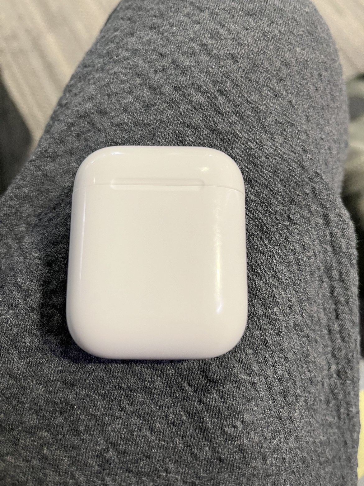 Apple AirPods 1st Gen