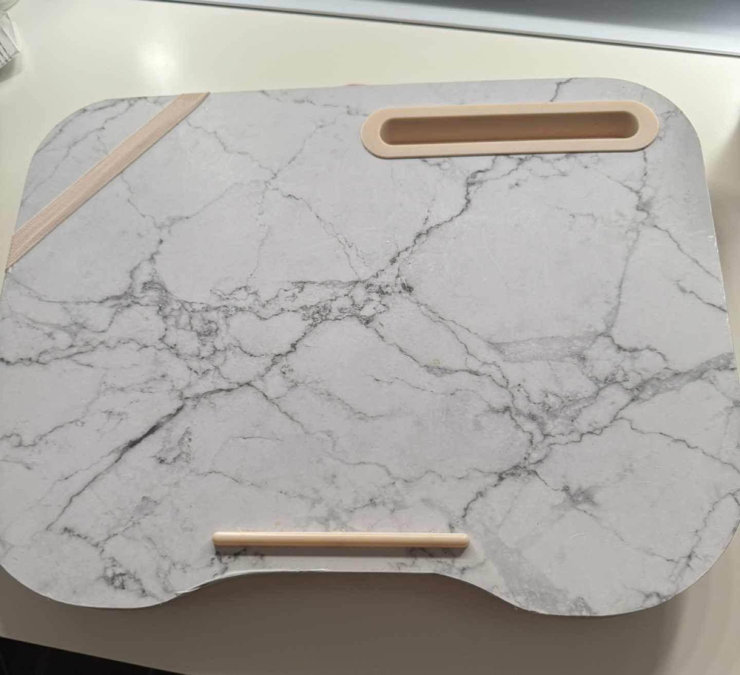 Laptop desk with cushion thumbnail