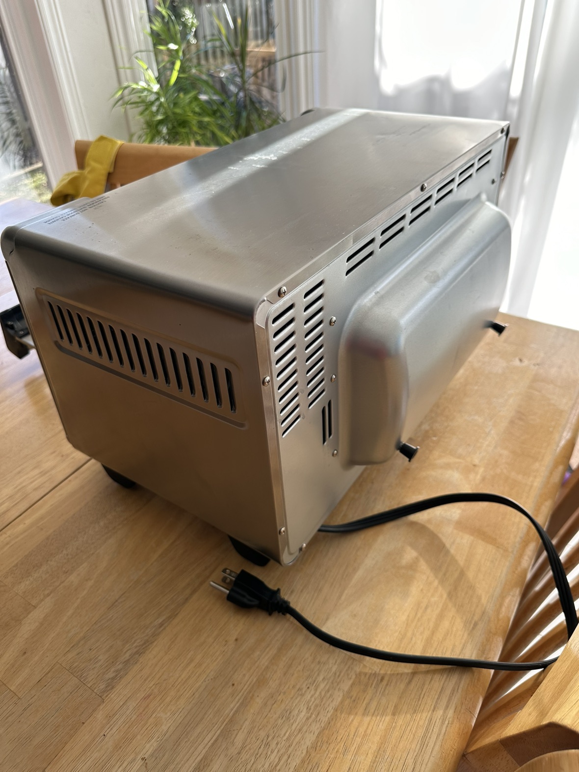 Black+Decker Crisp 'N Bake™ Air Fry Toaster Oven image indicator(4)