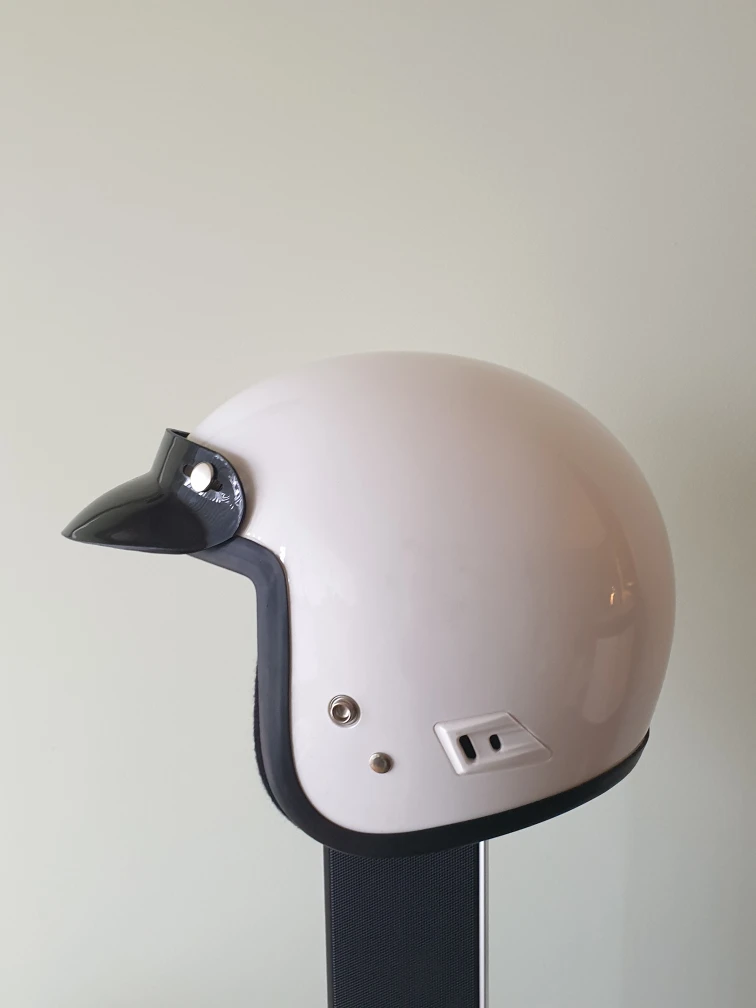 helmet - photo 2