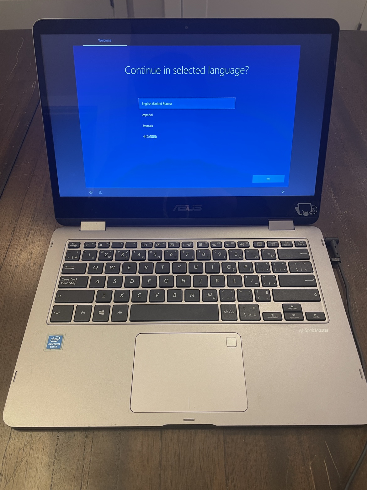 ASUS J401M Notebook PC (touch screen laptop)