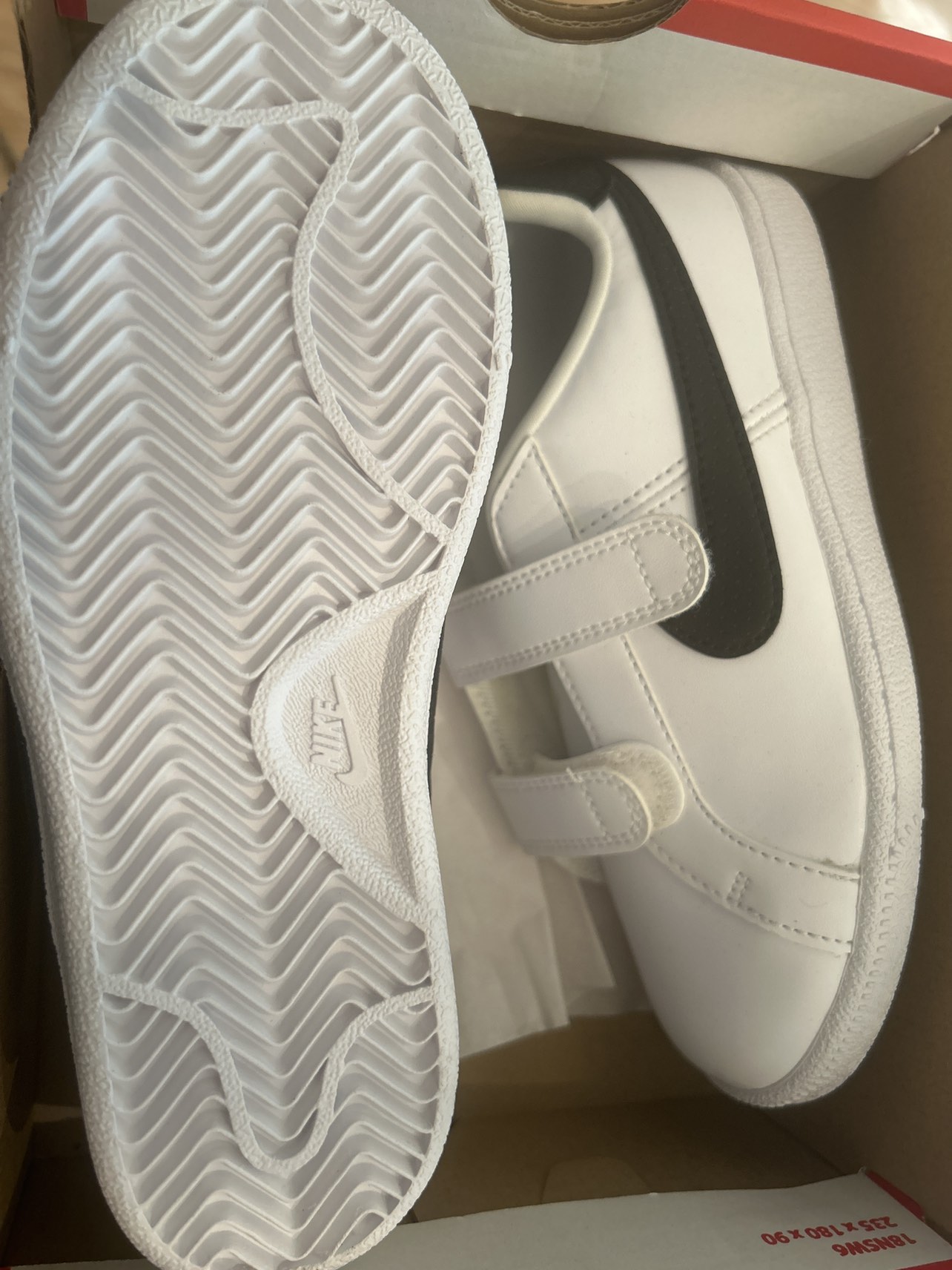 Size 1Y Nike Court Royale white & black image indicator(2)