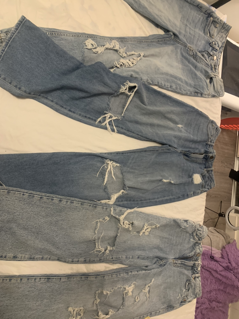 Orange an yellow lot XS-SM. 20+ items all for one low price image indicator(9)