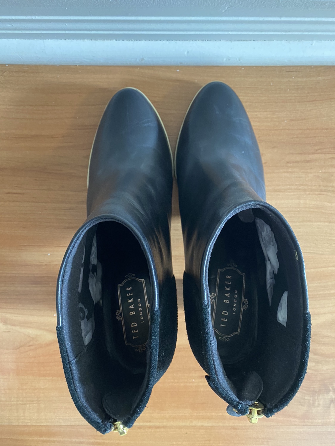 Ted Baker Azaila Ankle Boot - size 38/7 - photo 3