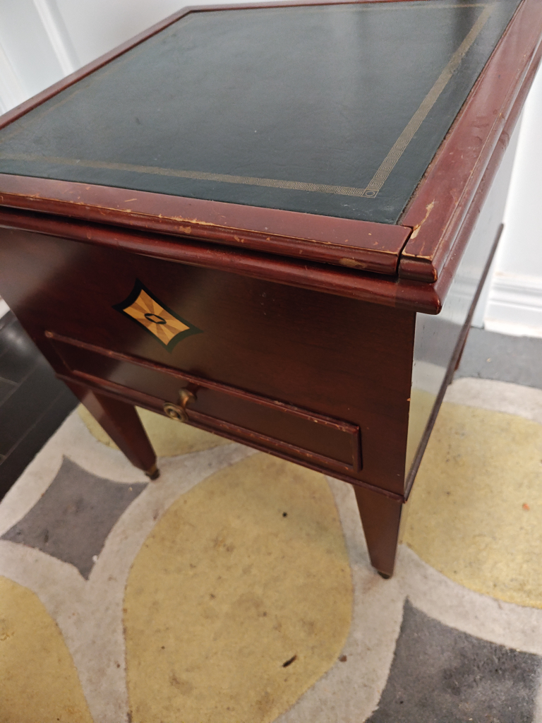 Table for chess/Backgammon multiuse thumbnail