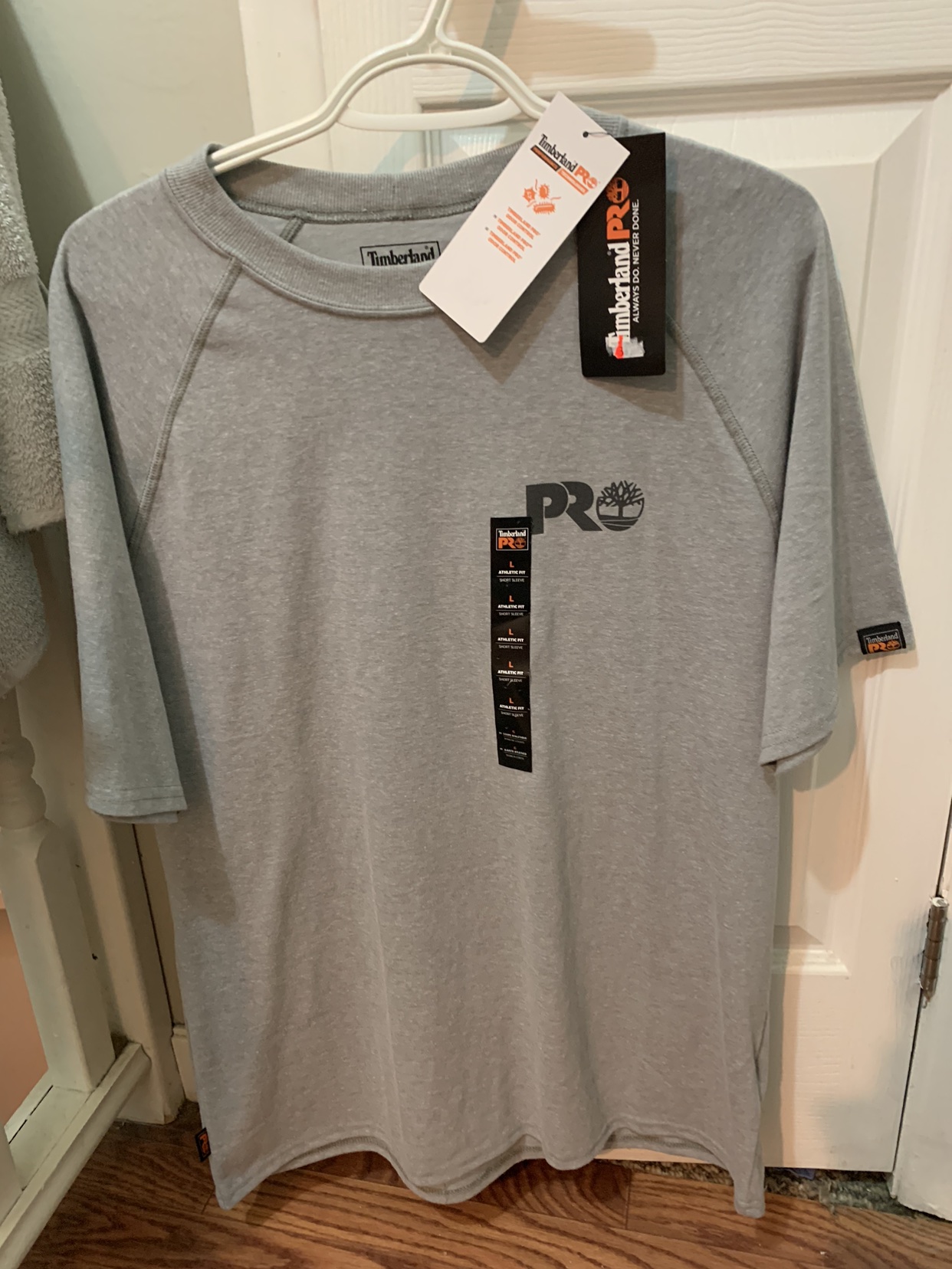 Cathartt T shirt thumbnail