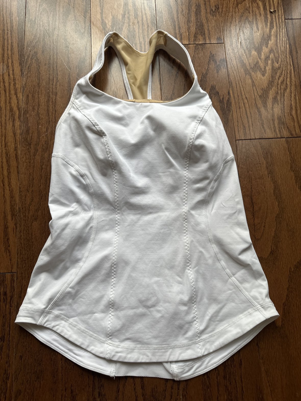 Lululemon workout top thumbnail