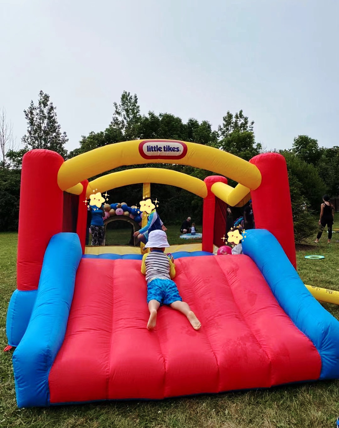 Bouncy castle- Little tikes thumbnail