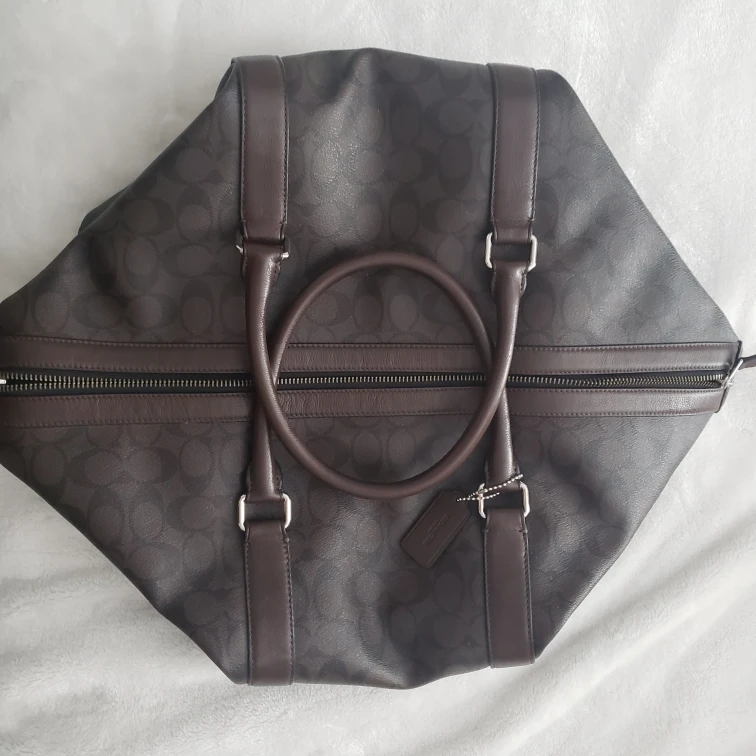 overnight/carry on bag(coach) image indicator(7)