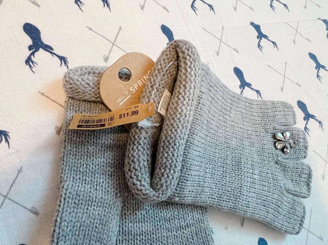 Call It Spring Fingerless Gloves Brand New🥕 image indicator(3)