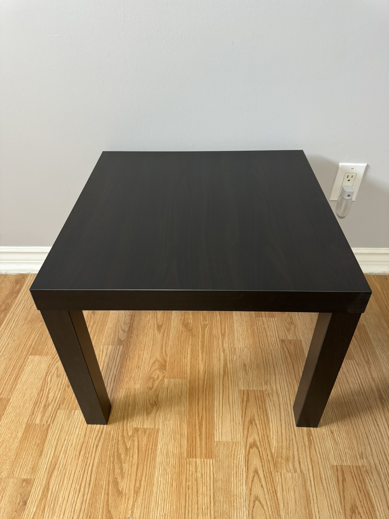 Moving Sale! - Ikea coffee table - photo 2