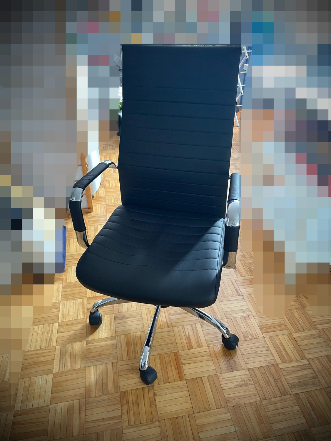 Office arm chair w wheels