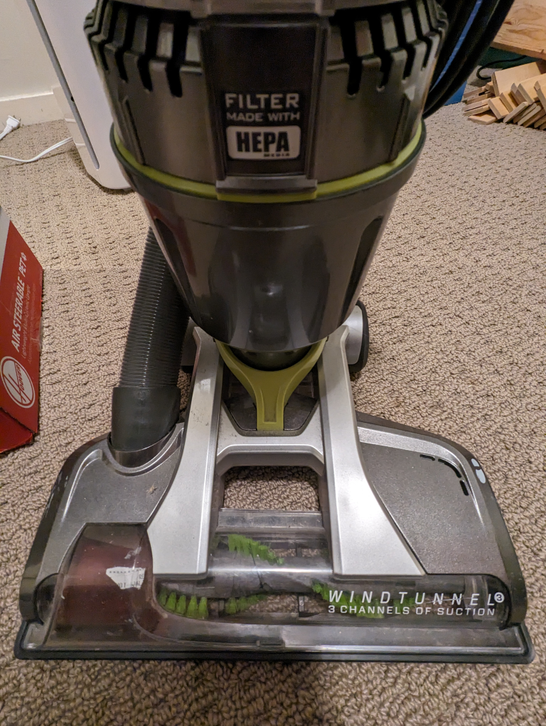 Hoover Upright Airsteerable Pet Vacuum 🏈 - photo 4