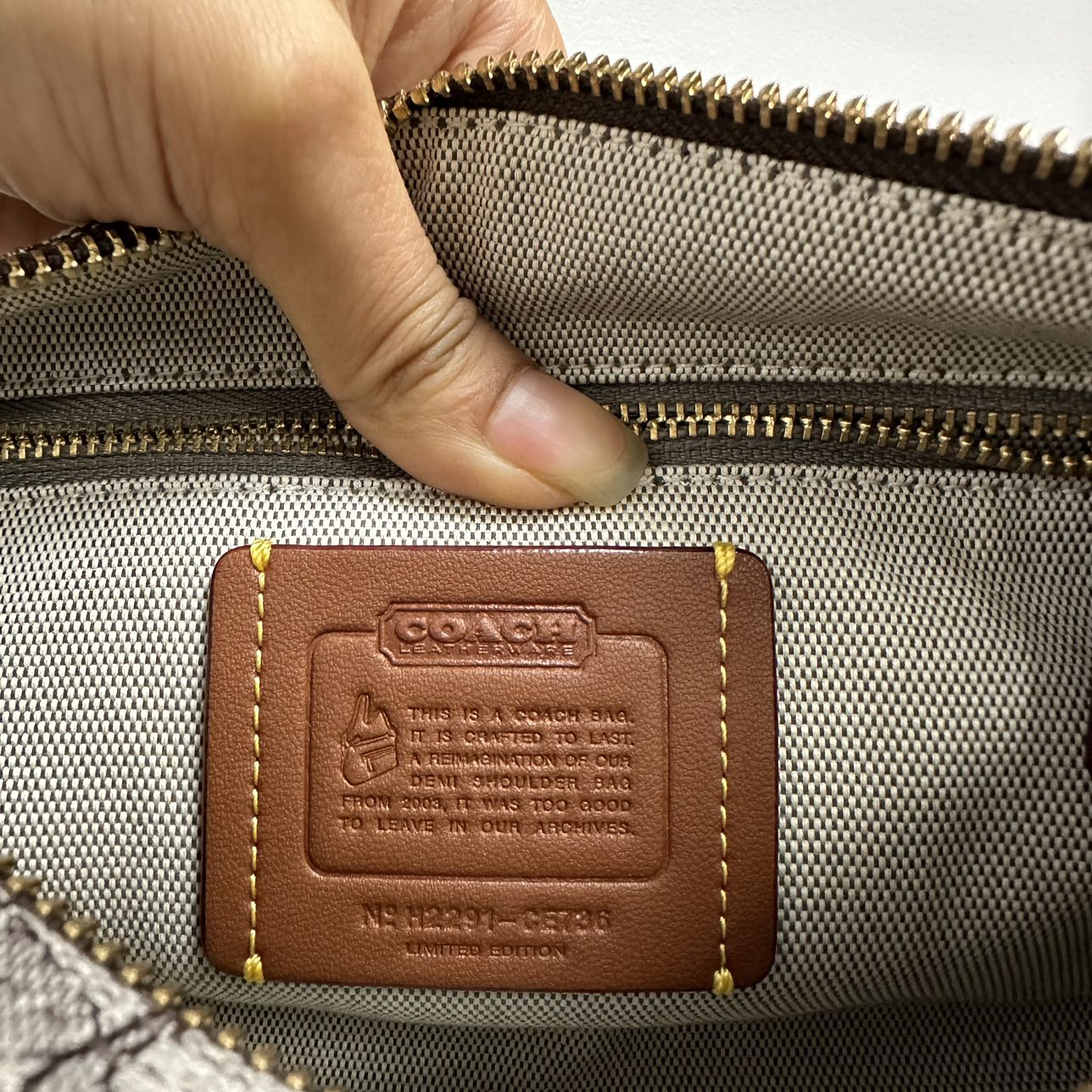 Coach Demi Bag/JLo Collaoration - photo 5