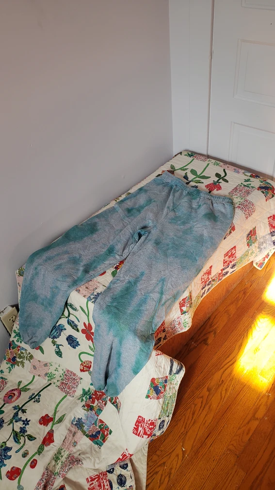 matching Gildan medium tie dye set! thumbnail