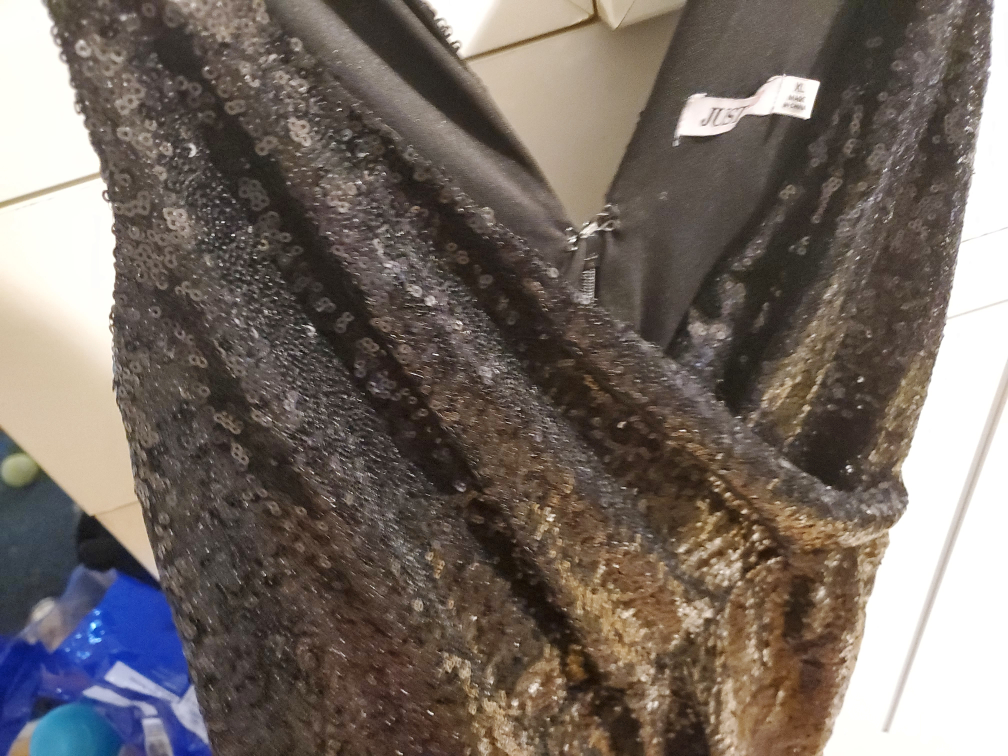 xl sequin jumpsuit image indicator(2)