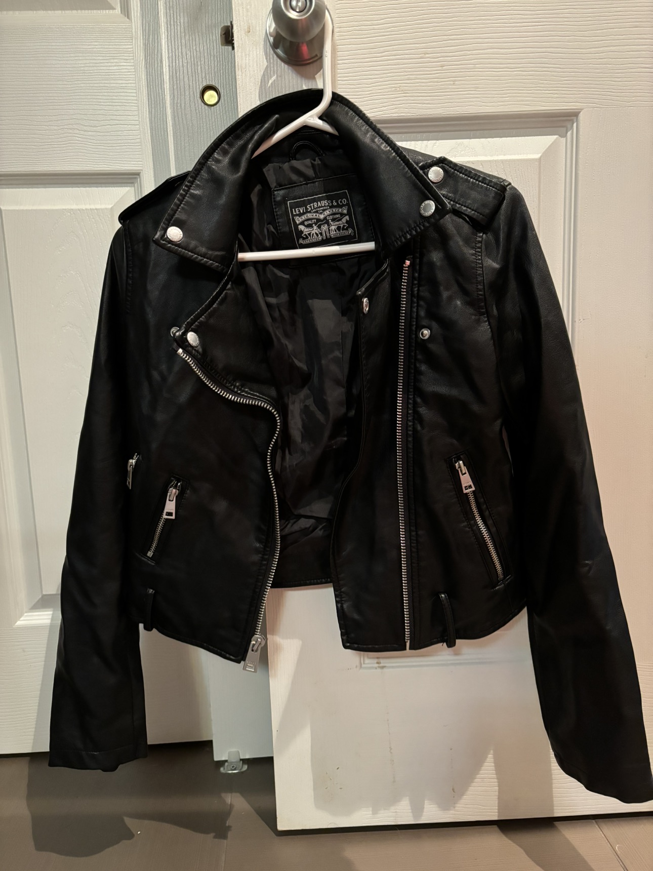 Levi’s Leather Jacket - photo 2