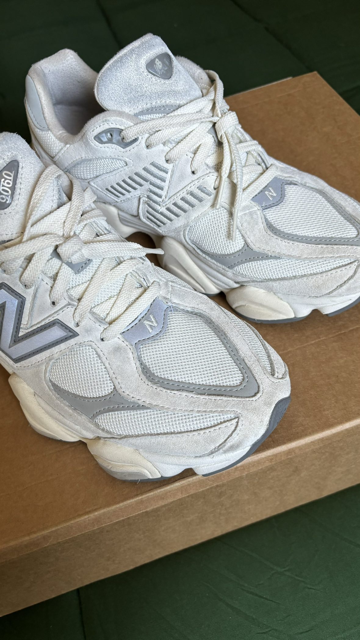 NEW BALANCE 9060 (Off-White & Gray) - photo 3
