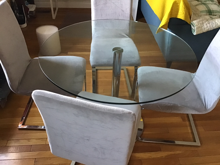 Dinning table