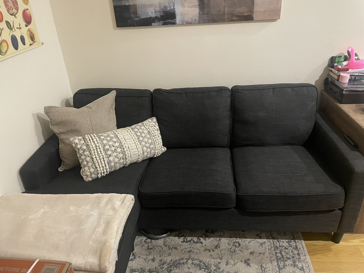 Gray sectional couch - photo 3