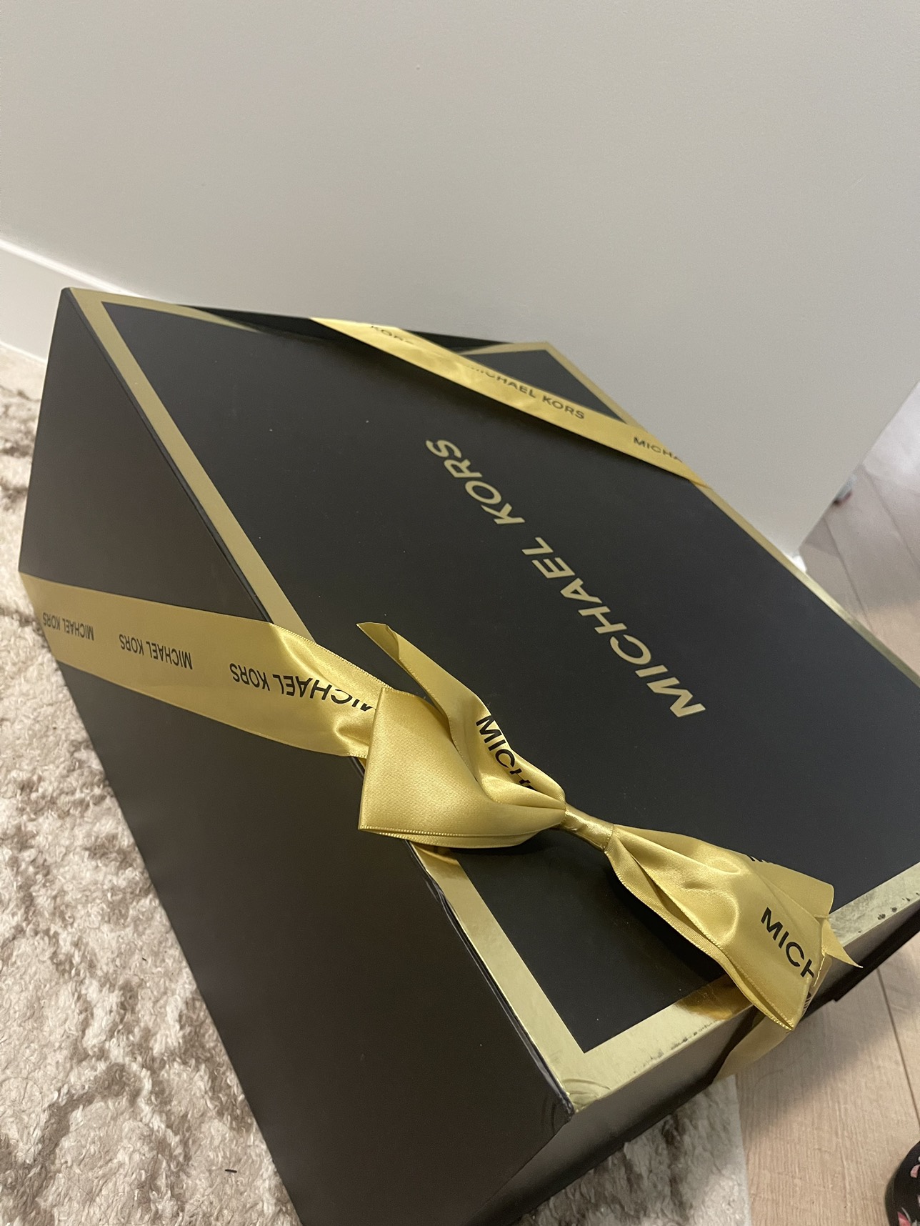 Mk gift box - photo 5