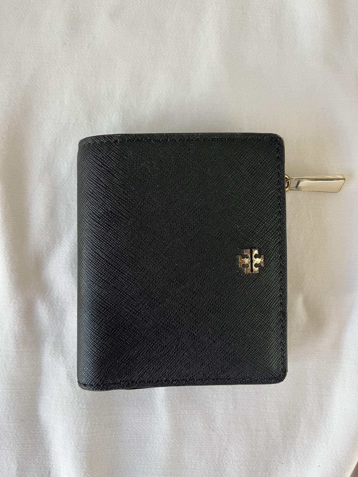 Tory Burch wallet with coin pocket thumbnail