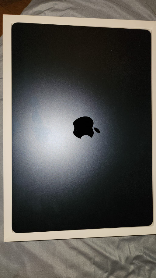 Macbook air 15 inch - photo 3