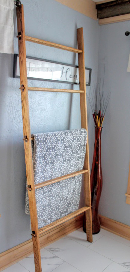 Free pieces of wood that was supposed to be a ladder thumbnail