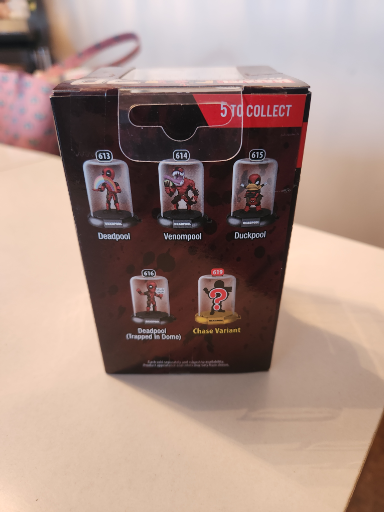 Deadpool marvel 30 year domestic mini figure - photo 3