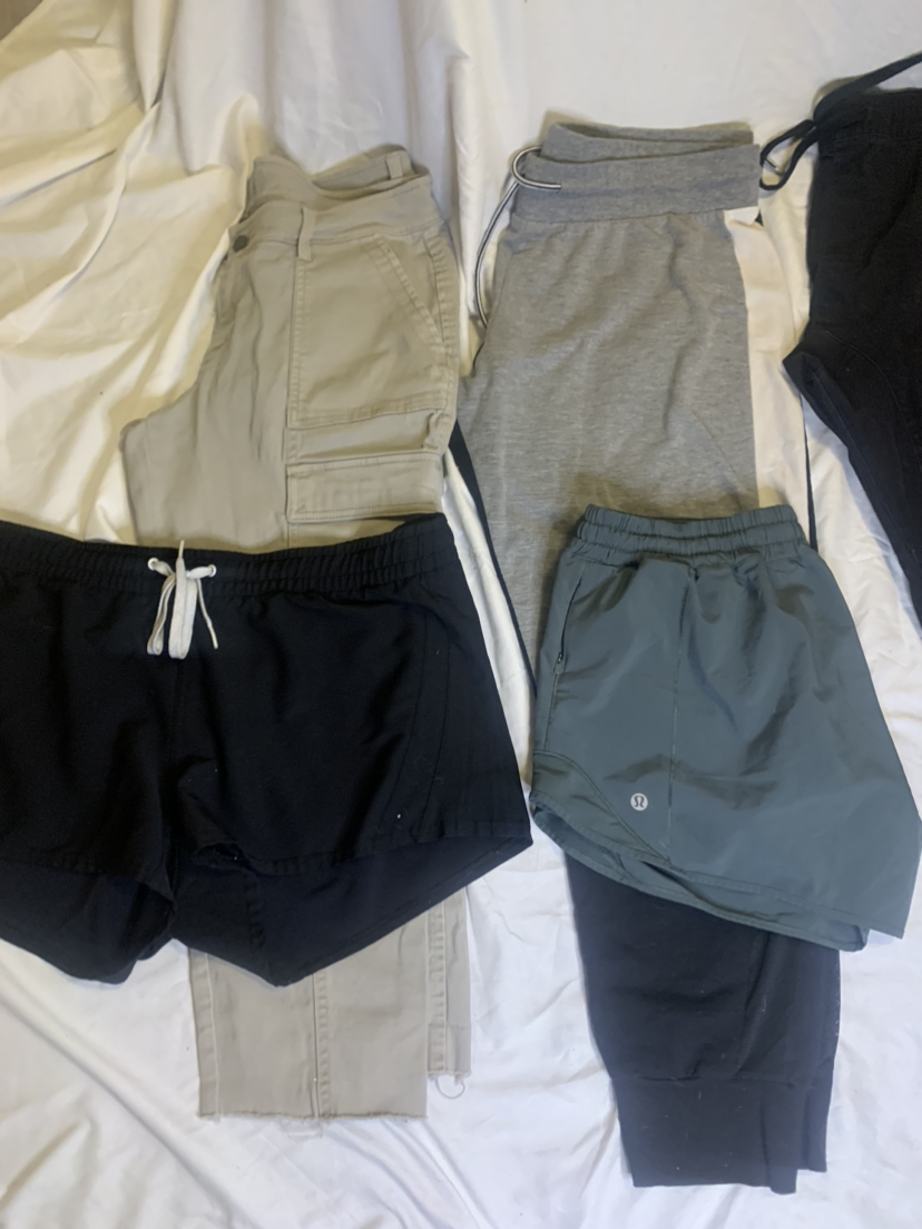 All bottoms lot. Woman’s Size L- take it all for one low price image indicator(4)