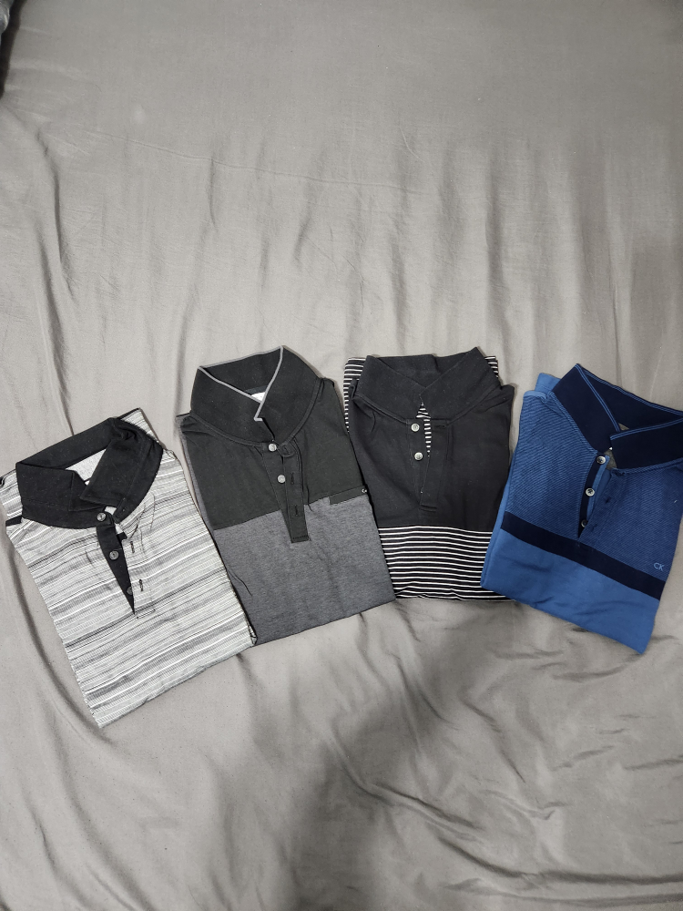 Calvin Klein_Collar t-shirt