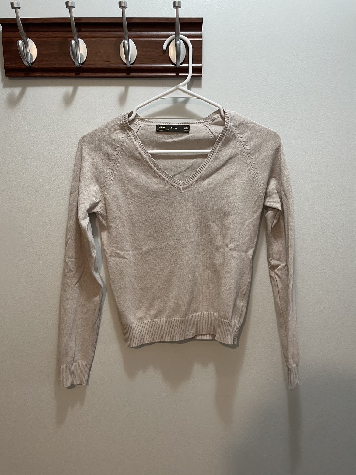 Beige sweater thumbnail