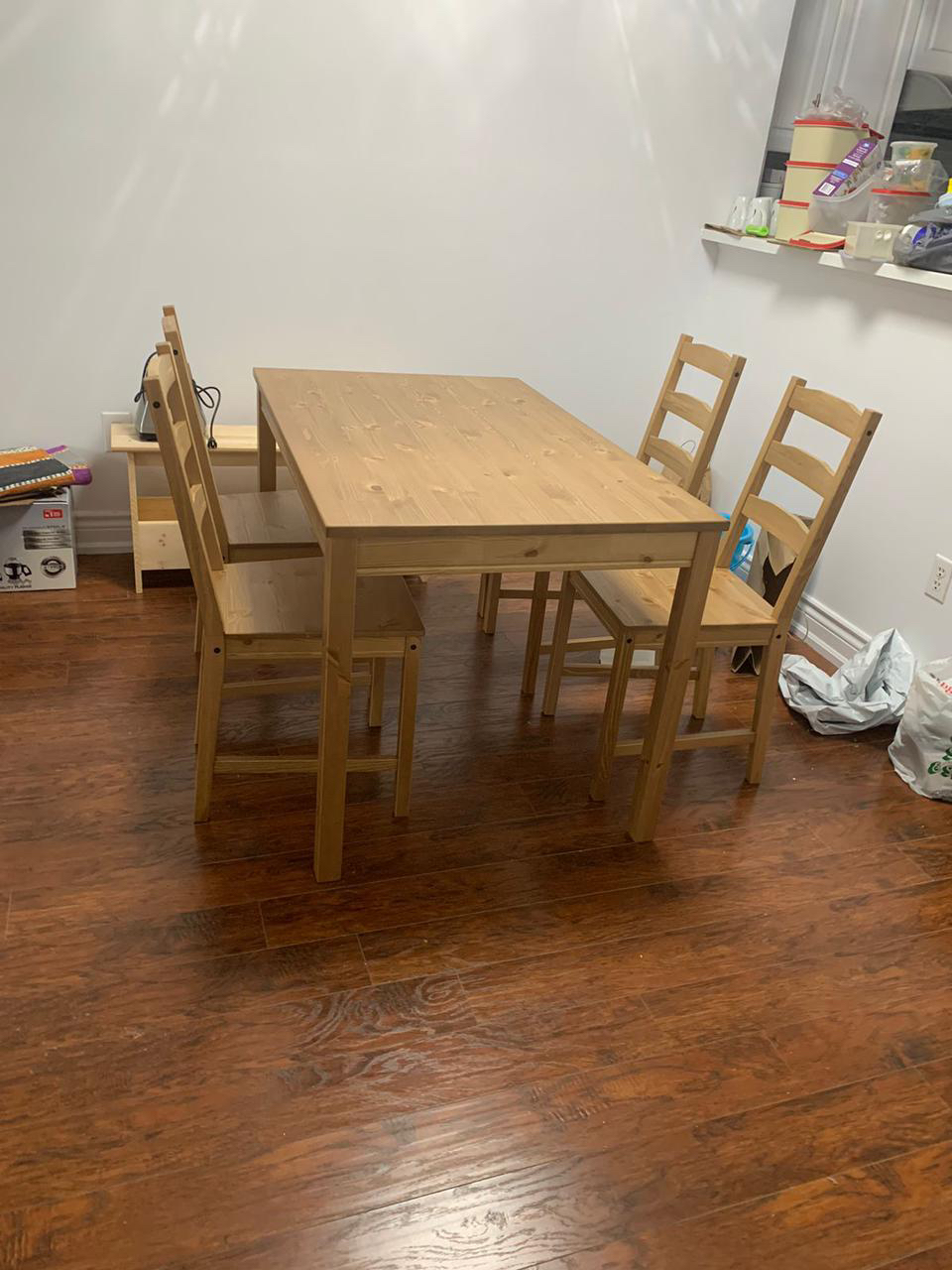 Dining table set