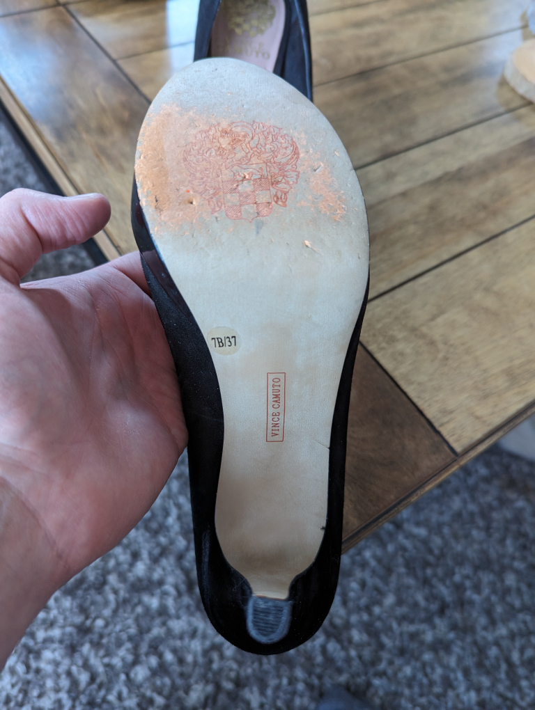 Vince Camuto woman's shoes heels size 7 👠 image indicator(3)