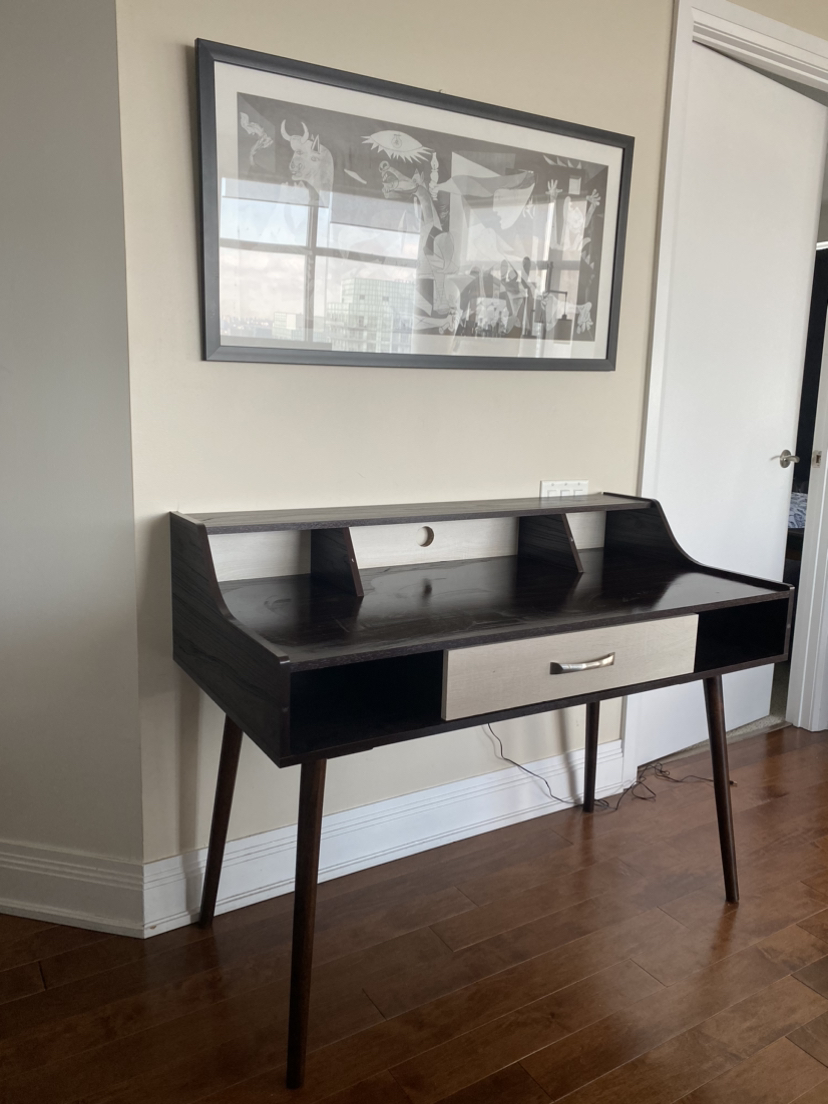 Beautiful office desk