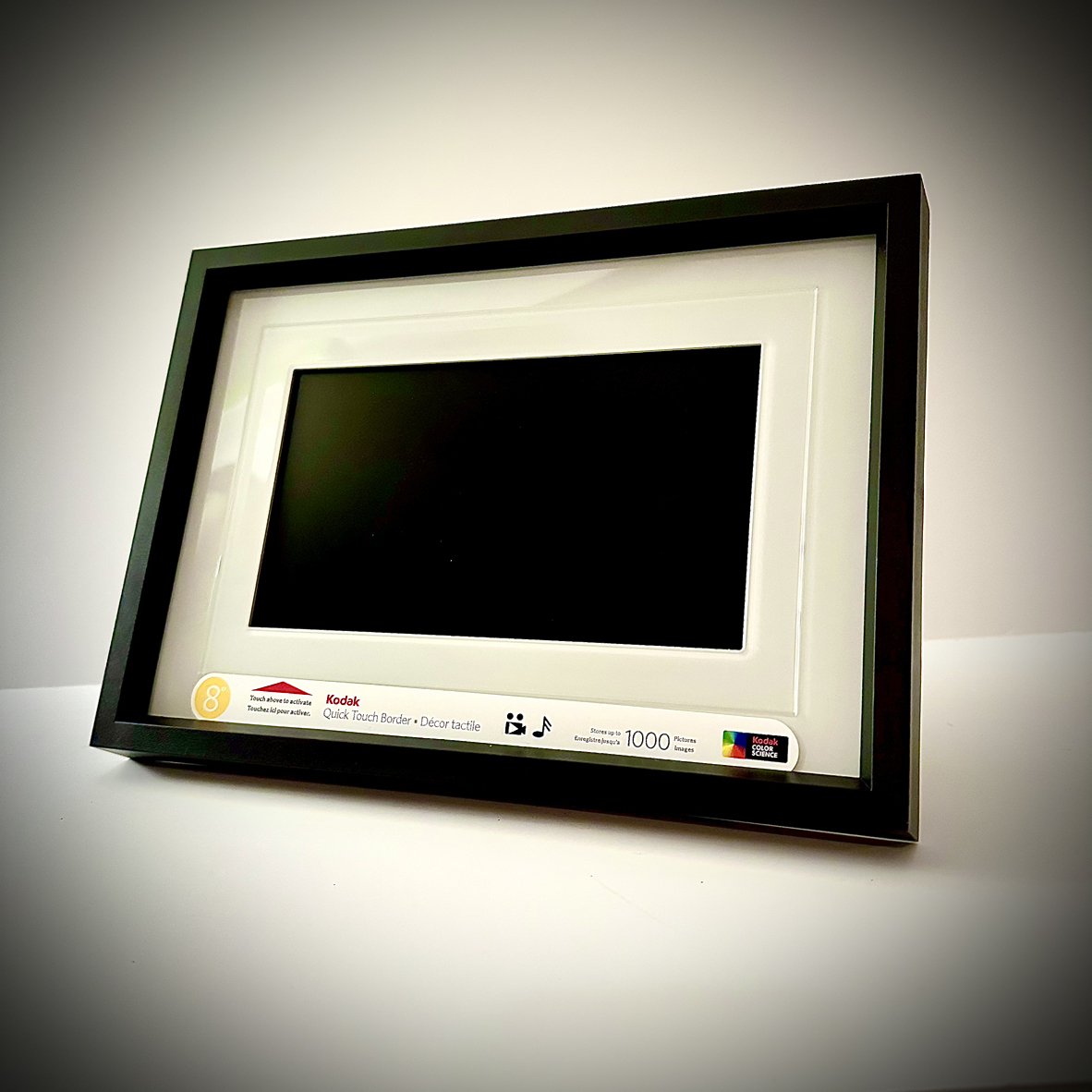 Kodak EasyShare M820 Digital Photo Frame