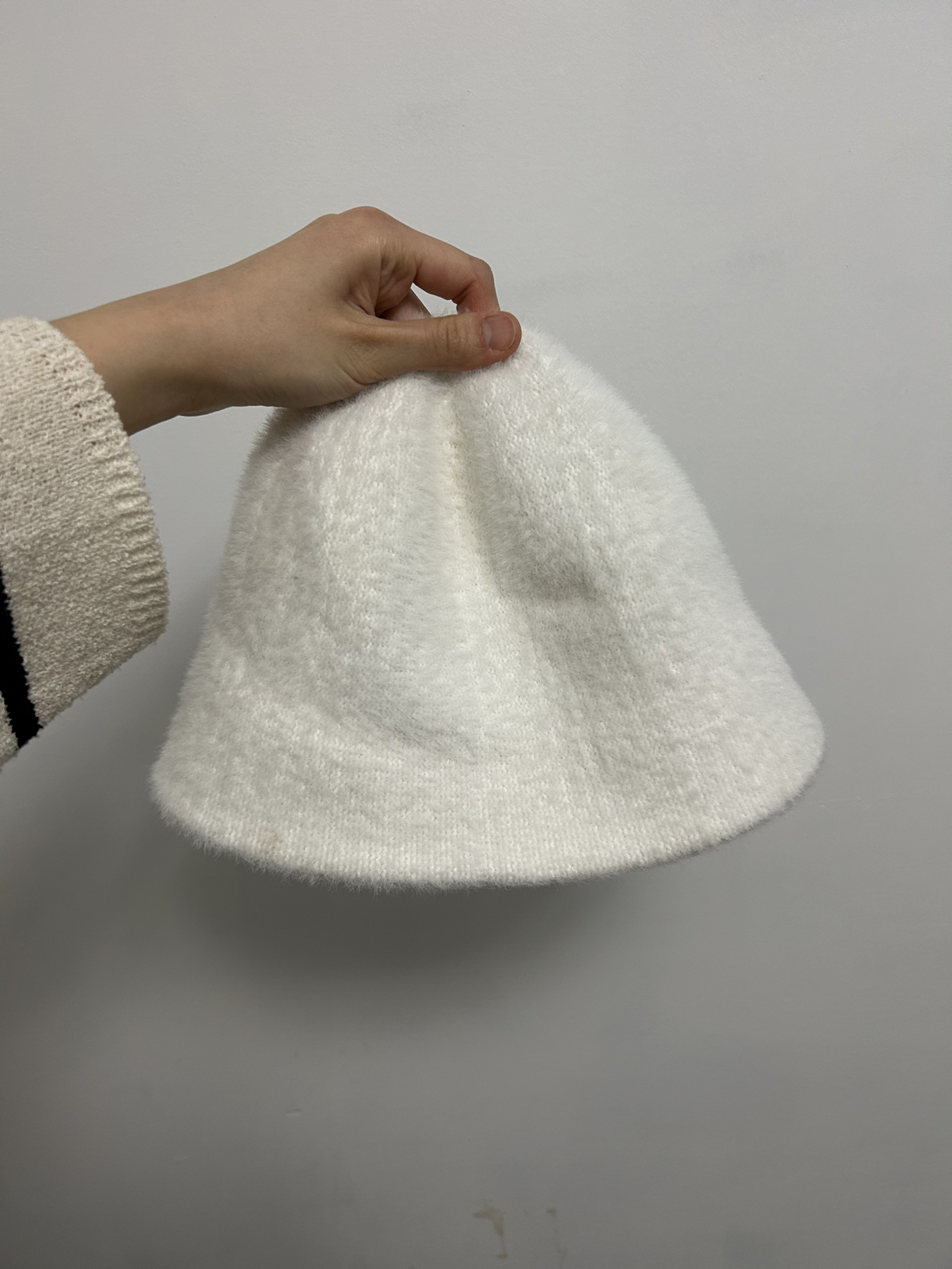 White Angora Hat thumbnail