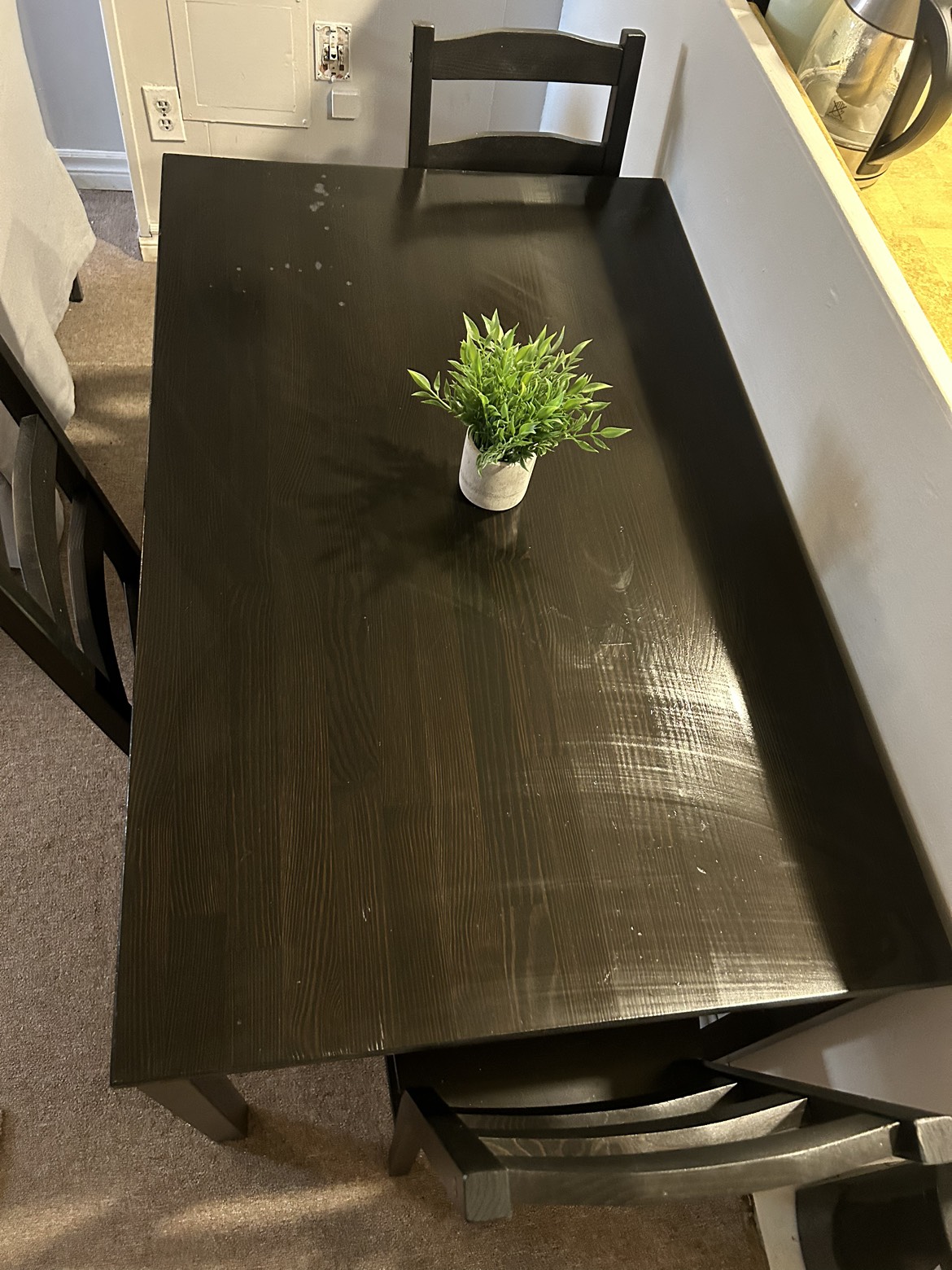 Table/Chairs - photo 2