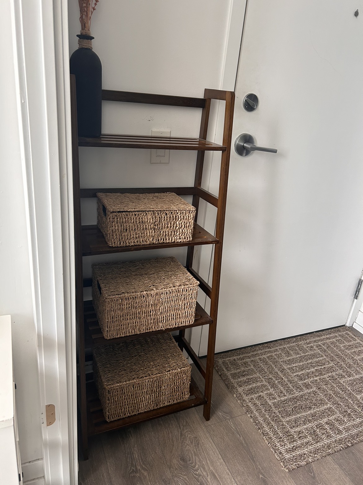 Shelf Unit + Storage Baskets+ Faux Plant image indicator(4)