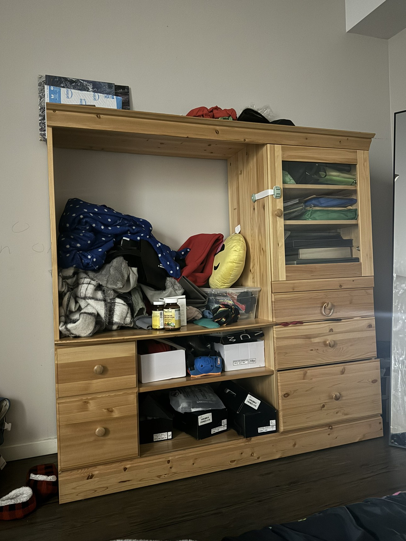 Solid shelf ..multiple drawers ,tv stand,top shelf space
