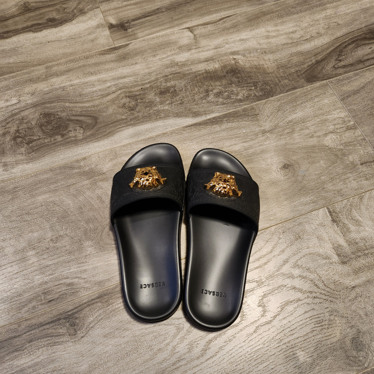 Versace slides size 6.5 - photo 2