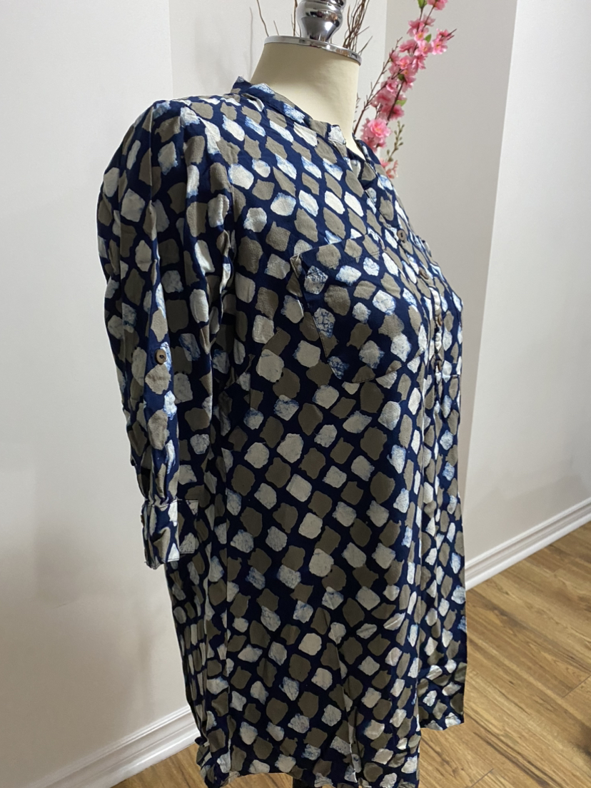 Ladies cotton top / shirt . Size XL ( L in my opinion ) - photo 2