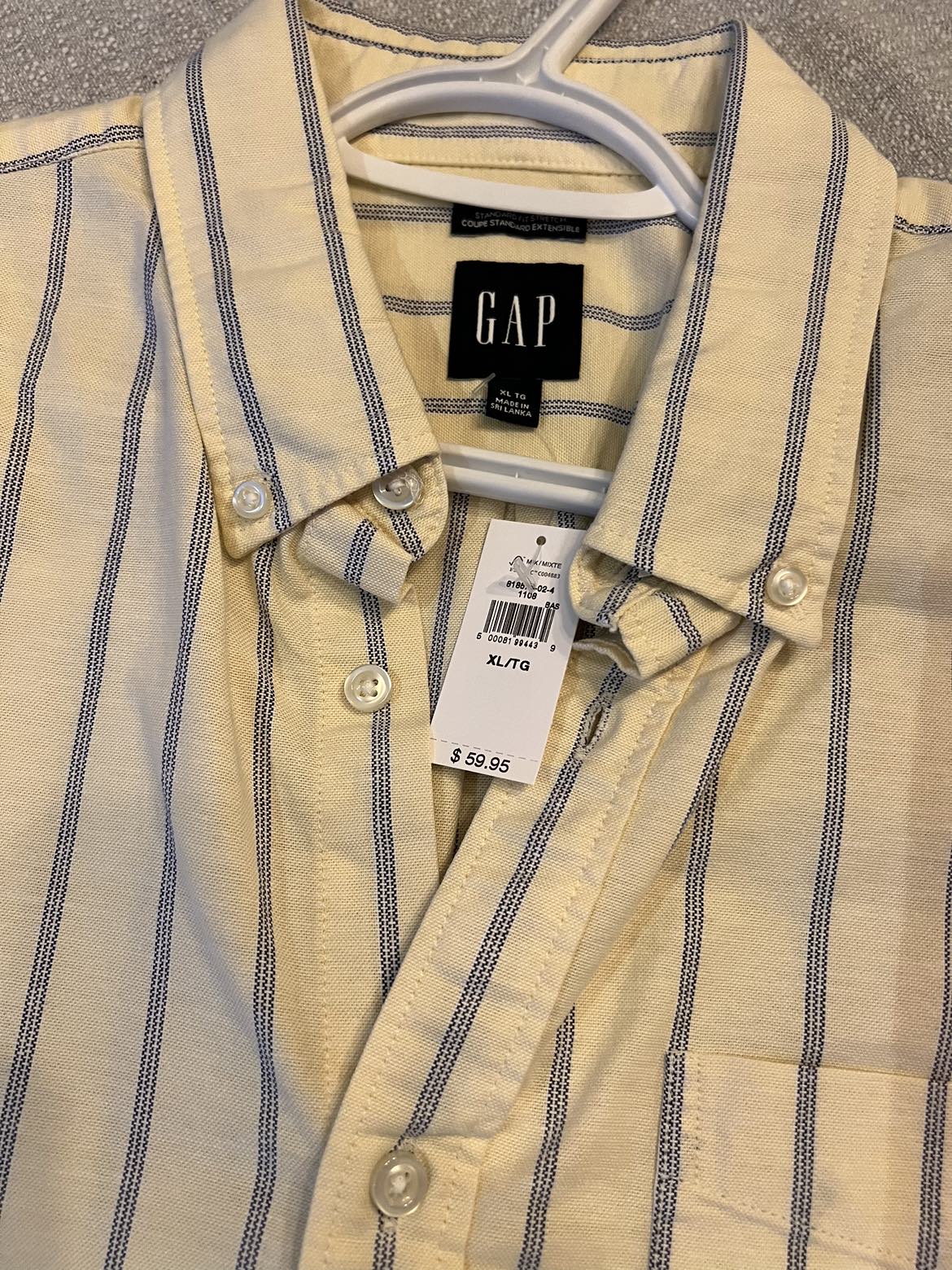 Mens Gap XL oxford striped shirt. New with tag.