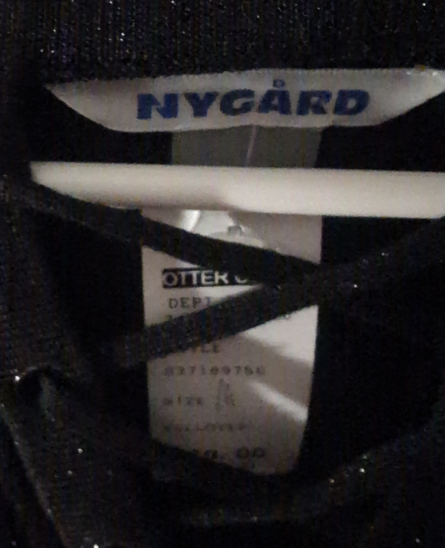 New with tags, Nygard sparkling black top - photo 2