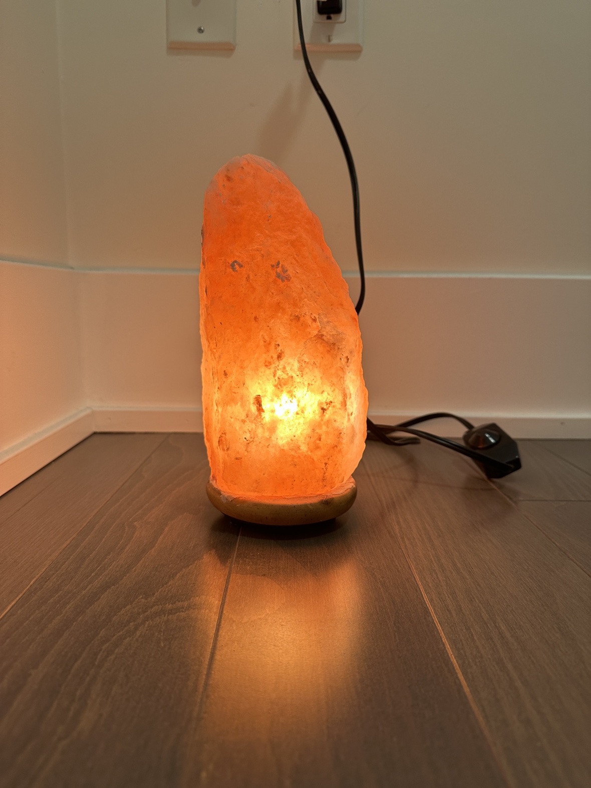 Himalayan salt lamp 9.5” tall thumbnail