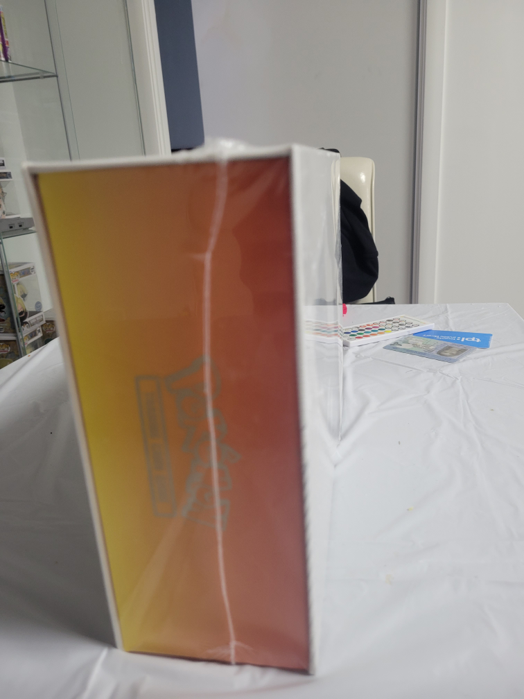 sword and shield ultra premium collection image indicator(4)