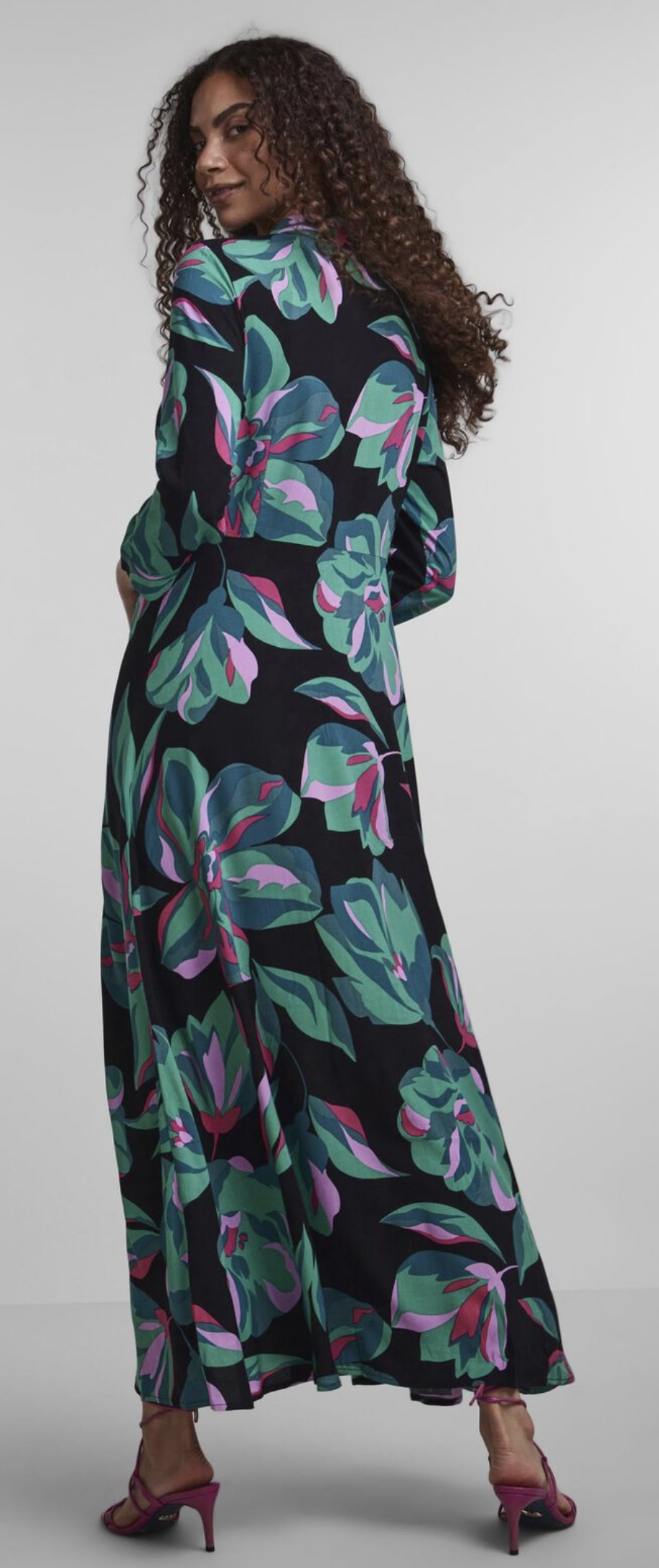 Y.A.S. Savanna Long printed Dress - Long sleeve shirt dress image indicator(5)