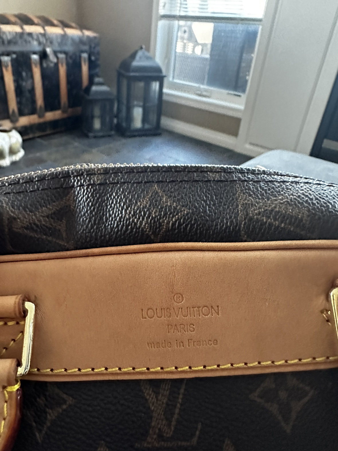 Louis Vuitton - not authentic - photo 4